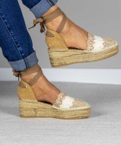 Alpargata con cuña Mariela Beig.