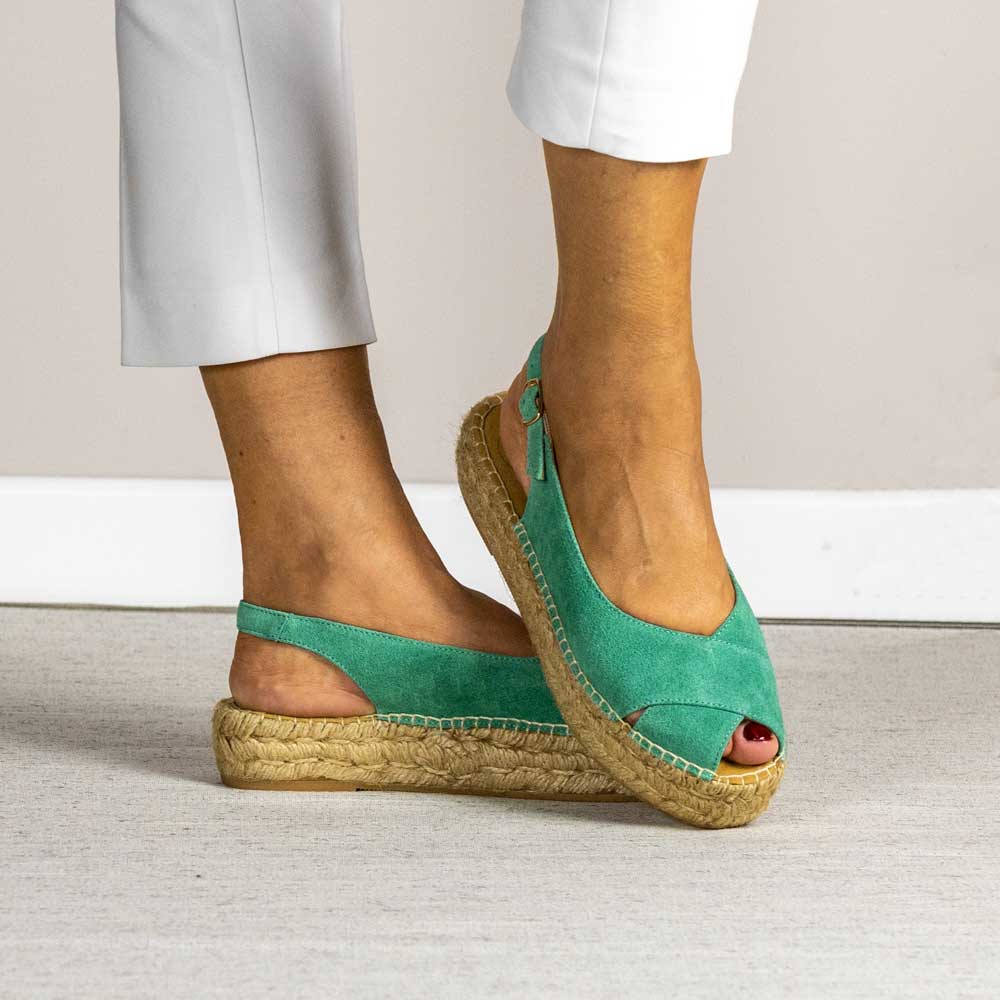 Alpargata con plataforma Elena Acuario.