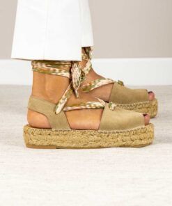 Alternative view of Alpargata con plataforma Victora Mushroom.